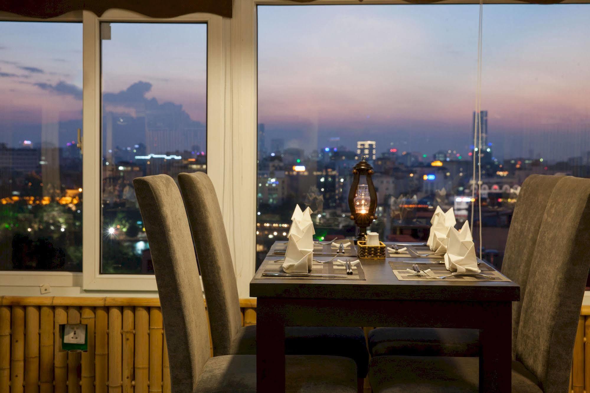 Boss Legend Hotel ハノイ市 エクステリア 写真